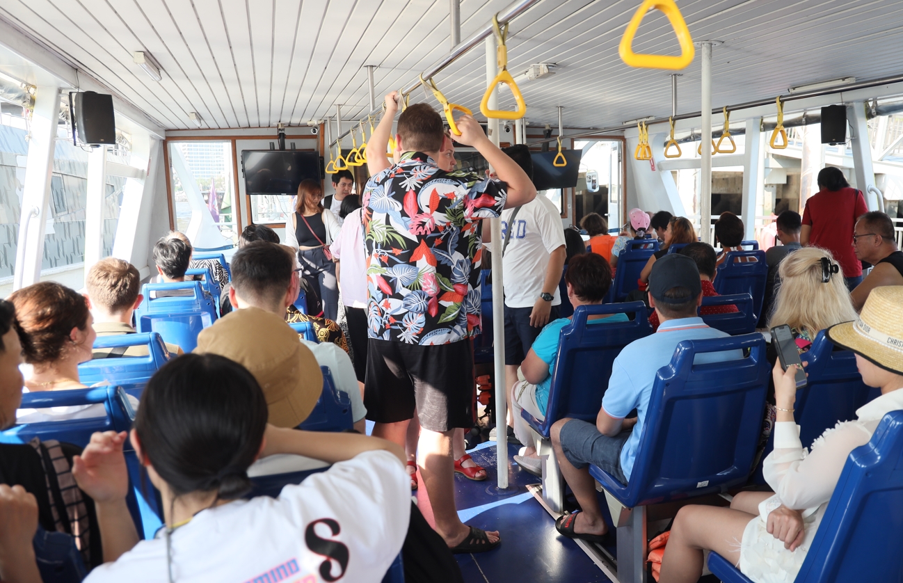 Chao Phraya River Boat Schedule & How To Get To Iconsiam BTS Train or Ferry boat